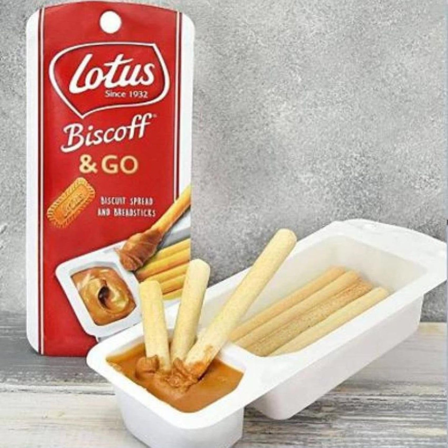 Lotus Biscoff & Go, Biscuit Spread with Breadsticks Snack, 45g (From Belgium)(Pack of 02)