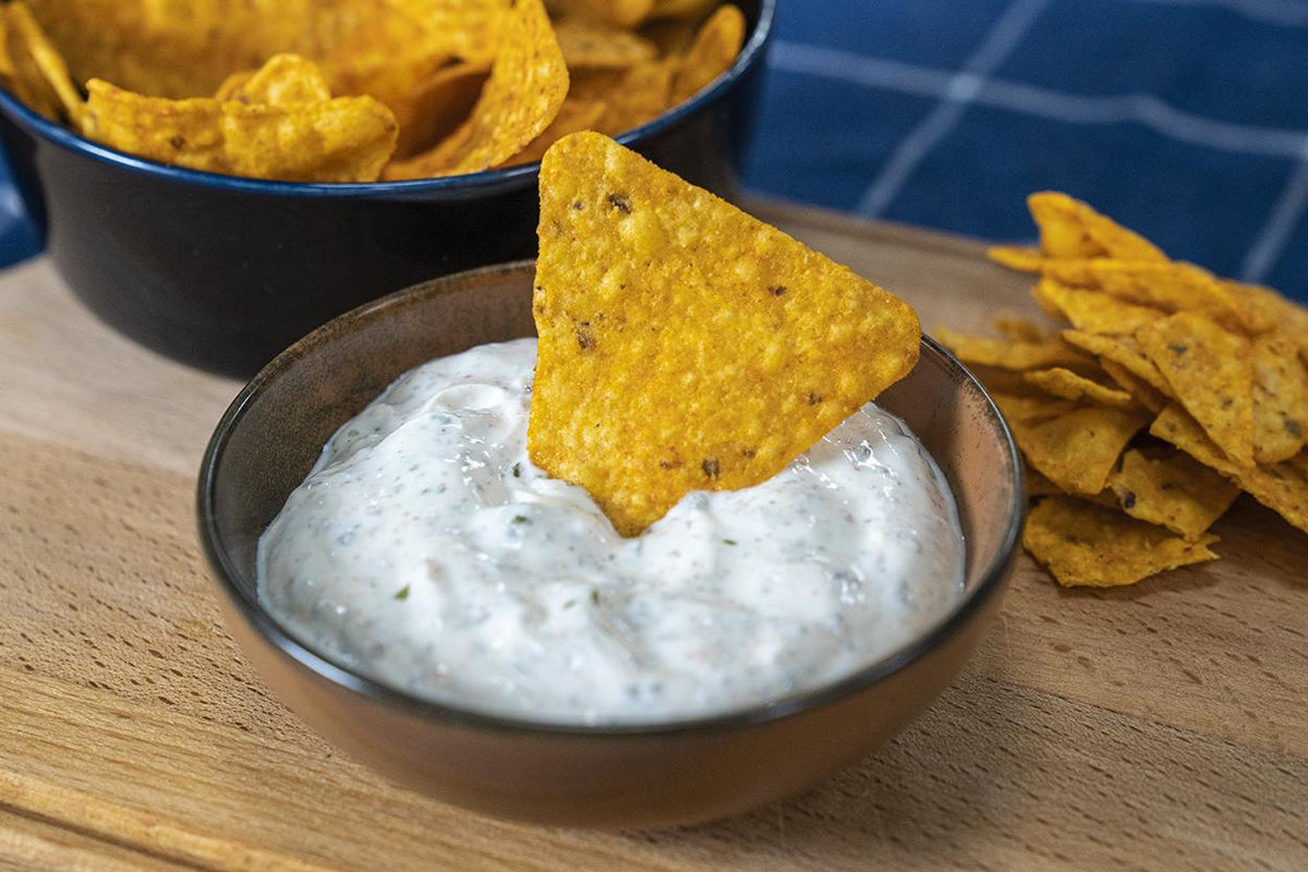 Doritos Sour Cream & Chive Dip – Creamy & Zesty 280G (Pack of 02) (UK)